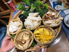 -菌彩云南野生菌火锅(万达广场店)
