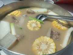 -肥仔文澳门猪骨煲(南京西路店)