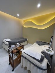 -一奈日式美甲美睫专门店