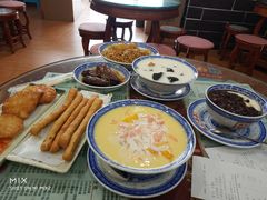 红豆双皮奶-赵记传承特色牛奶甜品(泉城广场店)