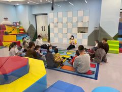 -美国谷斯妈妈早教中心 (陆家嘴店)