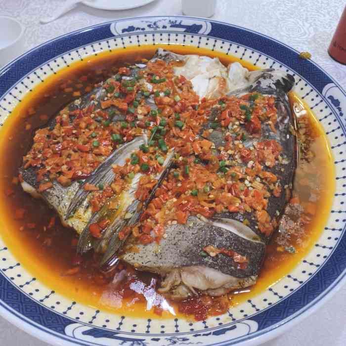 湘君府(新华路店)-"湘君府是庄里的老店了,招牌菜就是剁椒鱼头.