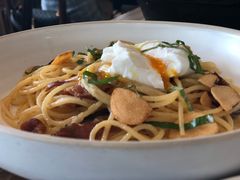 -ROAST coffee & eatery