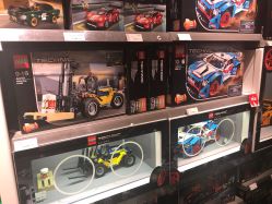 -乐高授权专卖店(朝阳大悦城店)