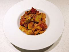 黄瓜拌油条-闫府私房菜·老字号(恒隆店)