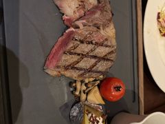 -恰餐厅及酒吧 CHAR Bar & Grill (北京丽都皇冠假日店)