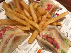 -Ambra Haus琥珀屋精酿餐厅(宝山店)