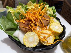 -东椰·海南椰子鸡火锅(朝阳门店)