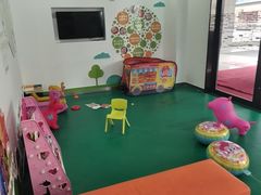 -雅悦齿科(顾村公园店)