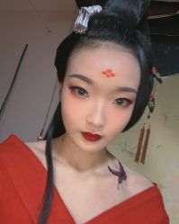 点击看大图 -盘子女人坊古装写真摄影(天津总店)