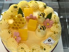-花花卷卷·鲜食蛋糕(静安久光百货店)