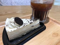 -藏猫猫咖啡主题馆(中央大道店)