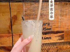 -星巴克臻选(深圳金光华店)