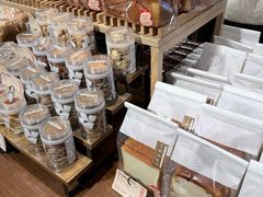 -CARINO BAKERY&CAFE(人广来福士店)