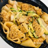 中午跟小伙伴一起定的外卖 表白西红柿炒鸡蛋