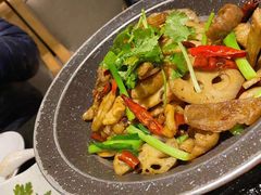 -万重锦·人文川菜馆(骡马市店)