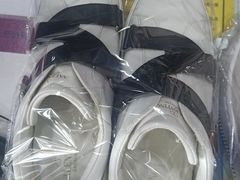 -翰皇直营洗衣洗鞋(望京鹿港店)