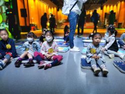 -小鸡哆哆故事屋·儿童乐园(嘉里城店)