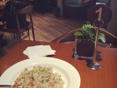 -JINNS锦时 steak&pizza(浸信会礼拜堂旧址店)