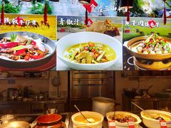 -头上红煨盐鸡·非遗院子餐厅