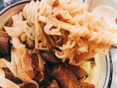 十三牛杂公仔面-香港十三座(宝山万达店)