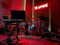 -TZ House音乐现场(来福士中心店)