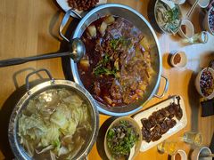 -大众跷脚牛肉馆·非遗传承单位(峨眉山店)