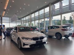 -南充通源宝马4S店(高坪店)