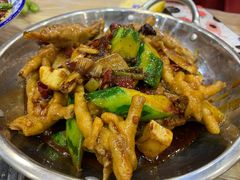 -江城燕子大排档(江汉路步行街店)