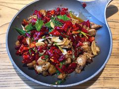 宝庆口味跳跳牛蛙-俏湘私房菜(国贸店)