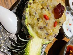 玫瑰饼菠萝饭-茶花妹子云南餐厅(传媒大学店)