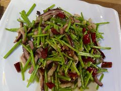 -自贡盐帮菜·玩辣餐厅(樱花园西街店)