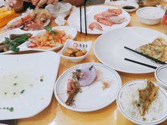 -鹏城人家海鲜酒家·23年老字号(较场尾店)