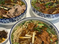 -镇南锅盖面馆(解放路店)