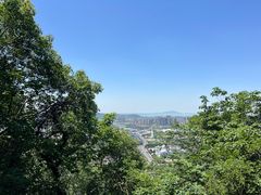 -灵岩山风景区