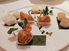 -醉辉皇上海之巅(上海中心大厦店)