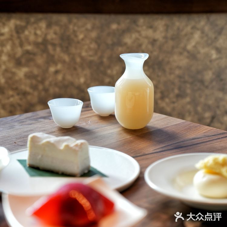 ​相识在第六年 终于，元古​落户深圳 ​一年四季为骨干