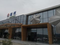 -彬州服务区-停车场