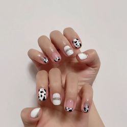 -H12 STAR日式美甲美睫专门店