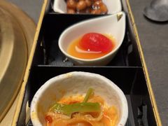 -铭牛烧肉·和牛海鲜自助(高新月牙湖店)