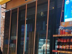 -牛小嫩串串火锅(老国贸总店)