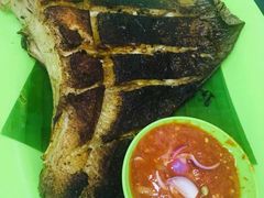 -明记烧鱼美味店