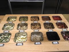 -1828王老吉·草本新茶(珠江新城地铁站店)