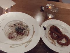奶油腌肉蘑菇面-LUCCA卢卡西班牙海鲜饭(远洋广场店)