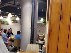 -帽帽家只卖生蚝·烧烤(沙湖路店)
