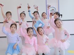 -伊叶舞蹈YEAH DANCE(LCM置汇旭辉校区)