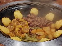 -万里闯关东铁锅炖菜馆(高新旗舰店)