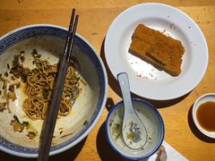 -沪西老弄堂面馆(定西路店)