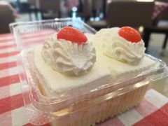 -红宝石·鲜奶小方·海派西点房(南丹店)