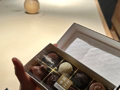 -Laderach 莱德拉(上海环贸iapm店)